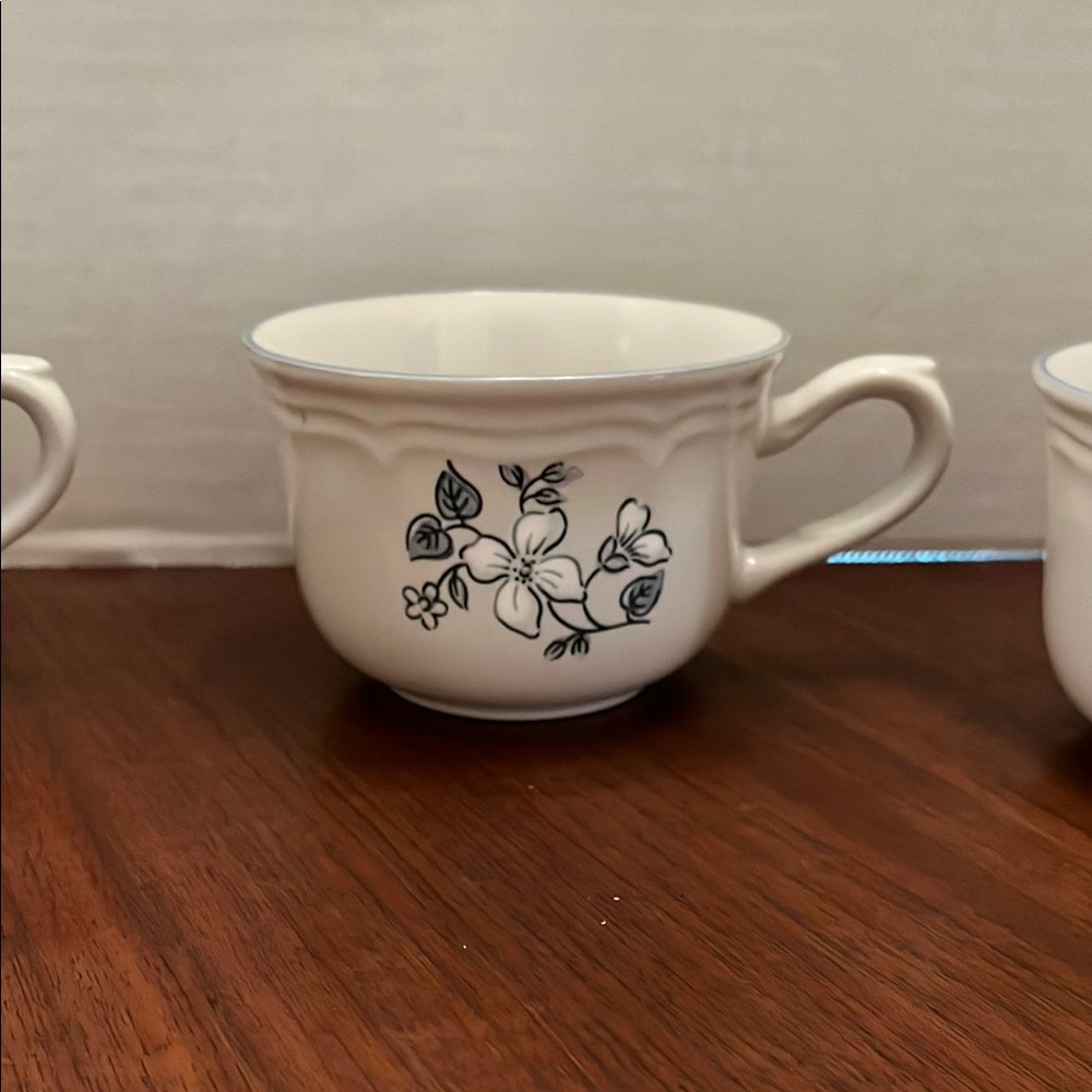 Covington Avondale pattern coffee mugs.